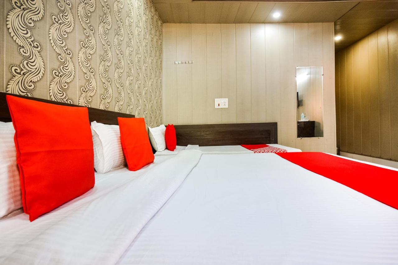 Karnāl Oyo 46152 Hotel Neelam מראה חיצוני תמונה